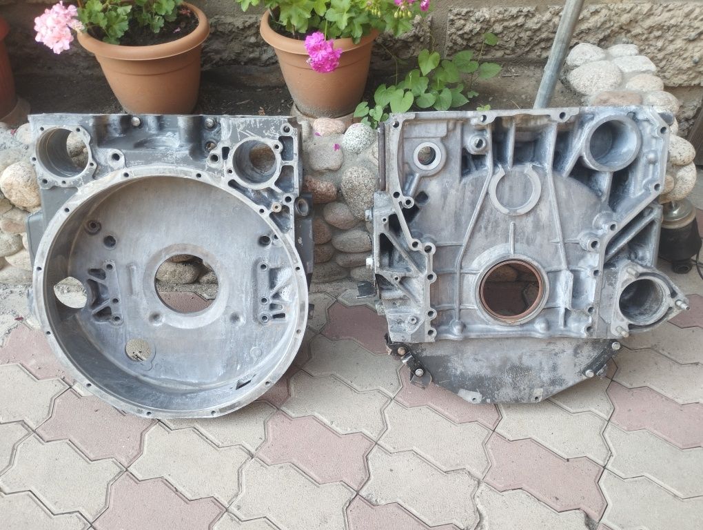 Продам на мерседес актрос