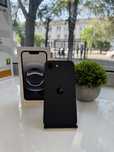 Iphone 16 E (black)