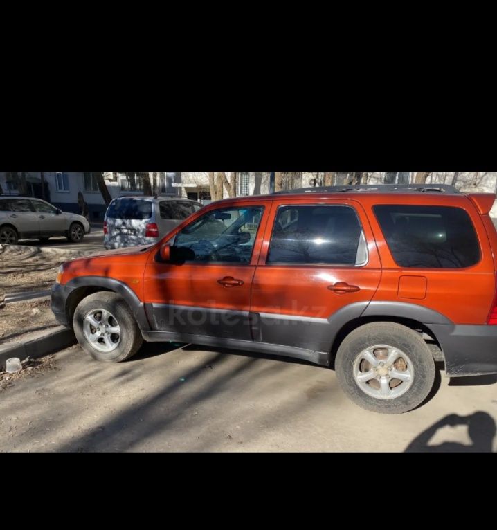 Продается Mazda Tribute 2005г