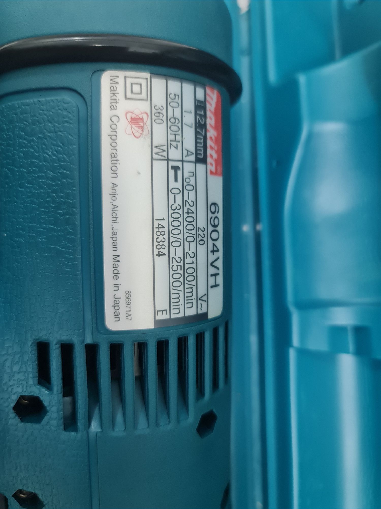 Ударный гайковерт Makita 6904VH Nur Lombard