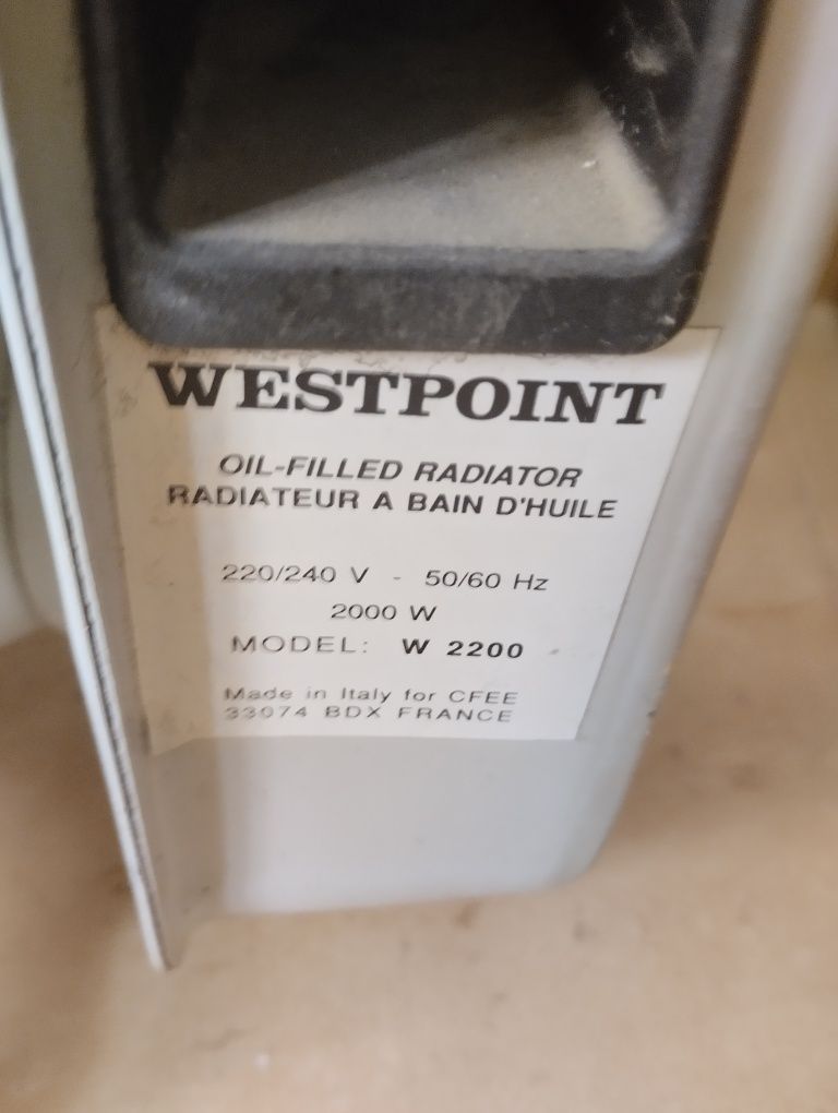 Масляный обогреватель West Point