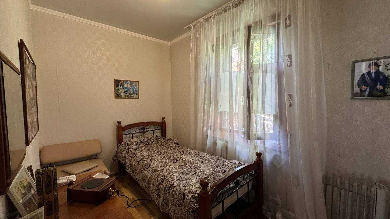 Продам Дом Центр Города! 122,8 квадрата!  Гараж! Беседка!