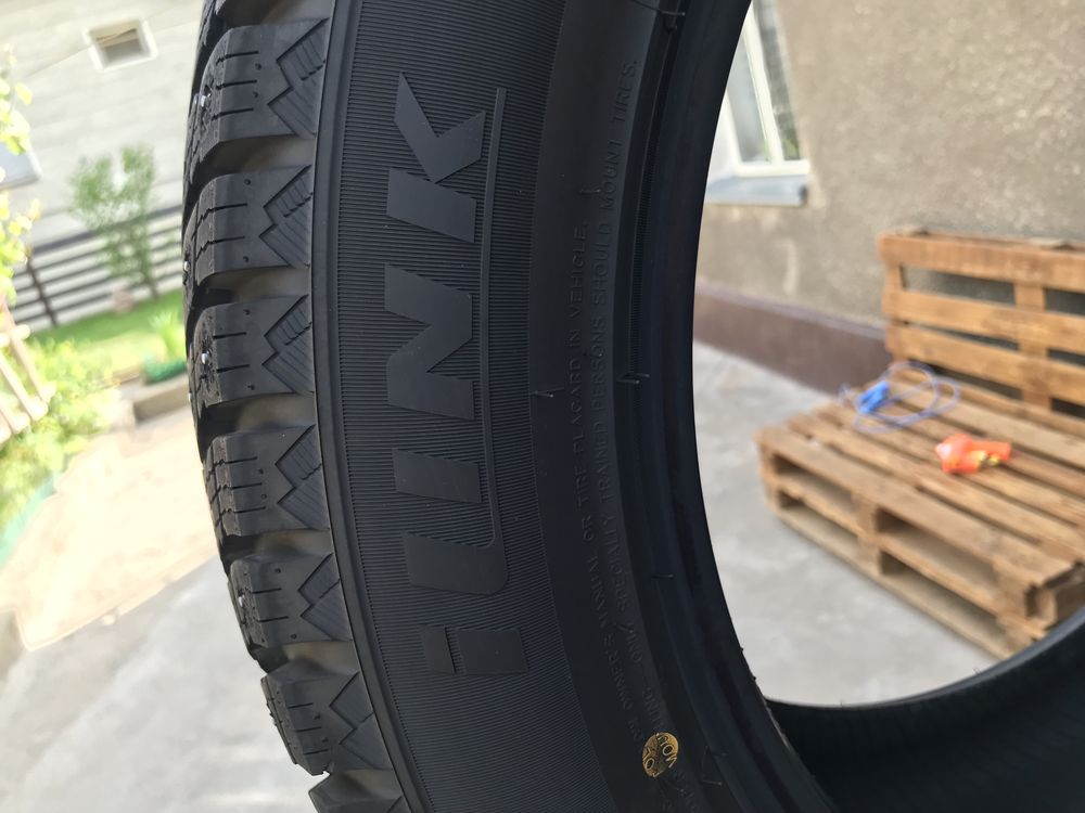 Шины iLink 225/55R18  Зимние с шипами !