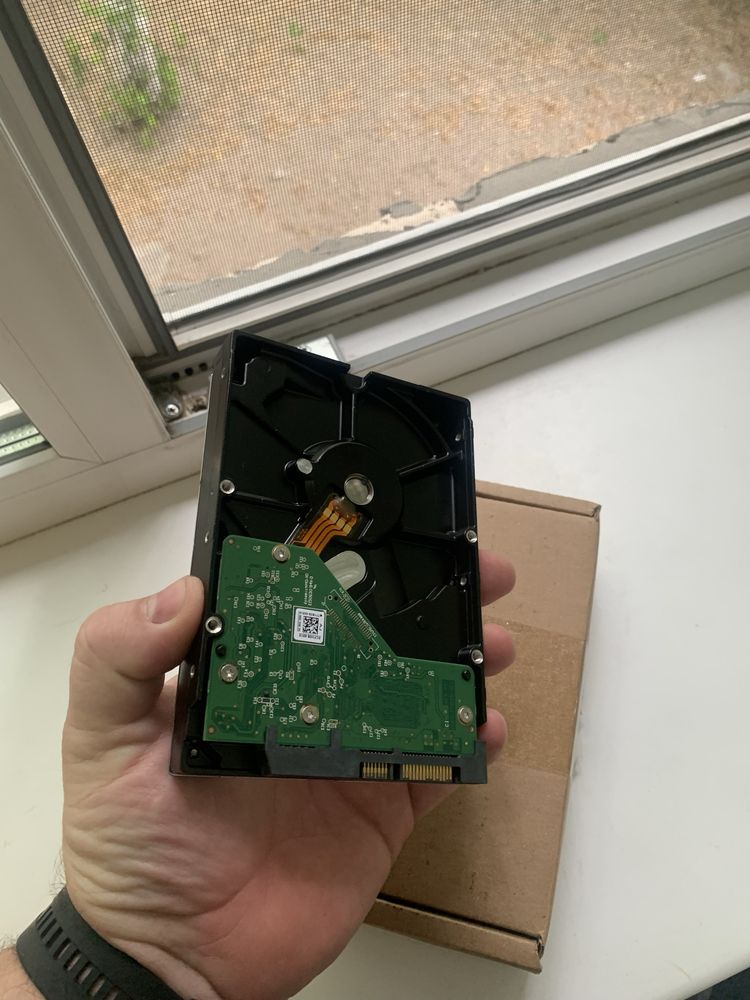 Новый жесткий диск WD