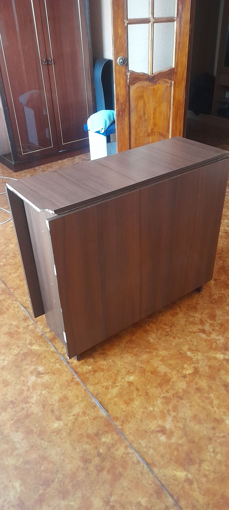 Продам раскладной стол