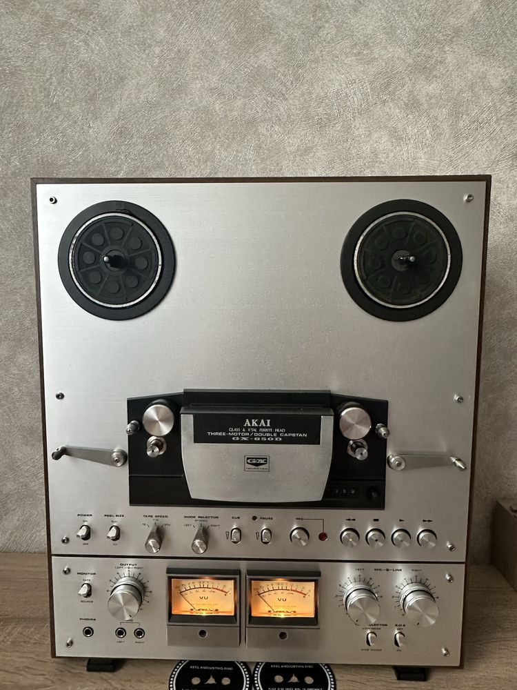 Катушечный магнитофон Akai gx 650