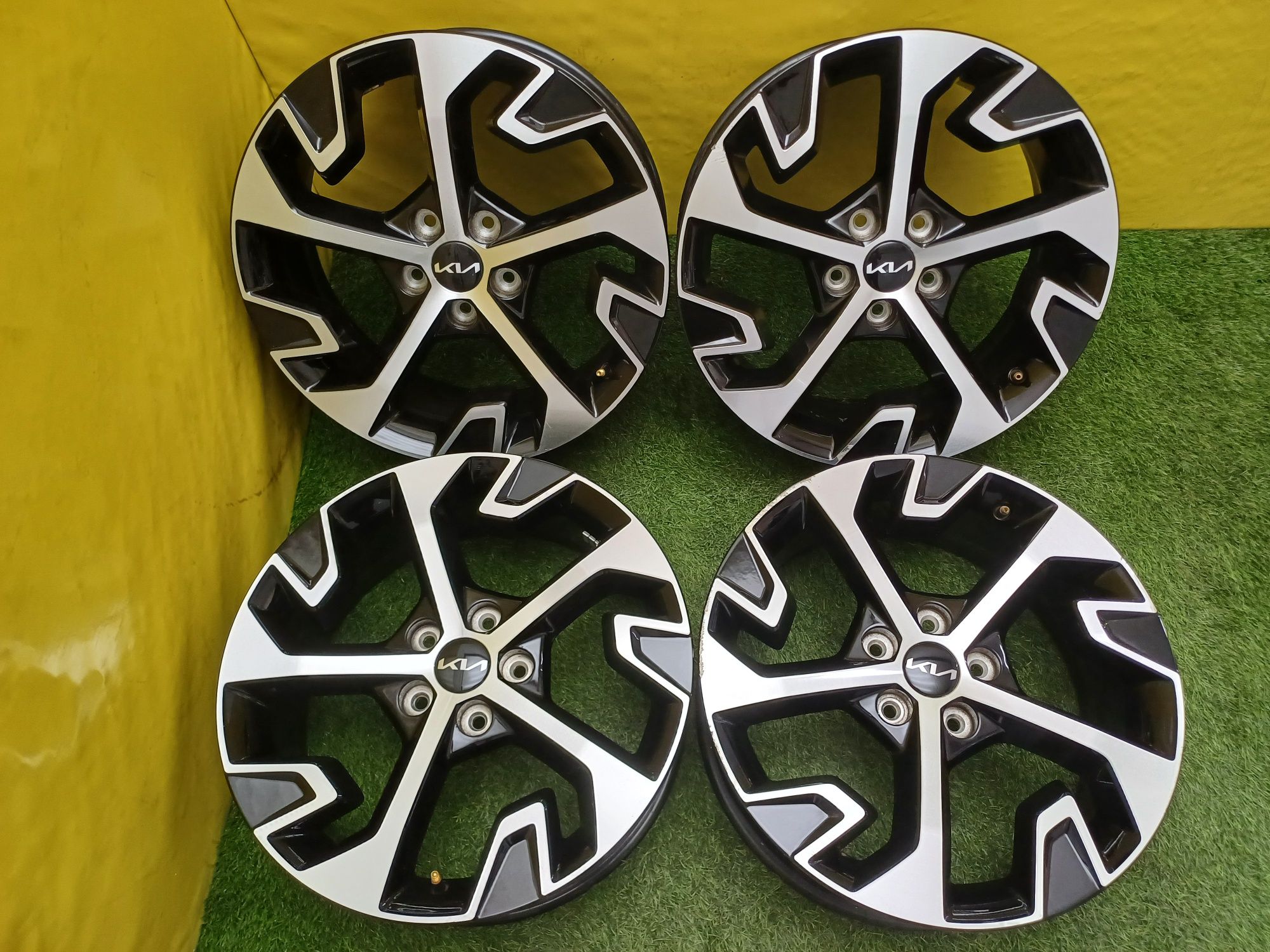 Диски R18 5×114.3 на Kia и другие.