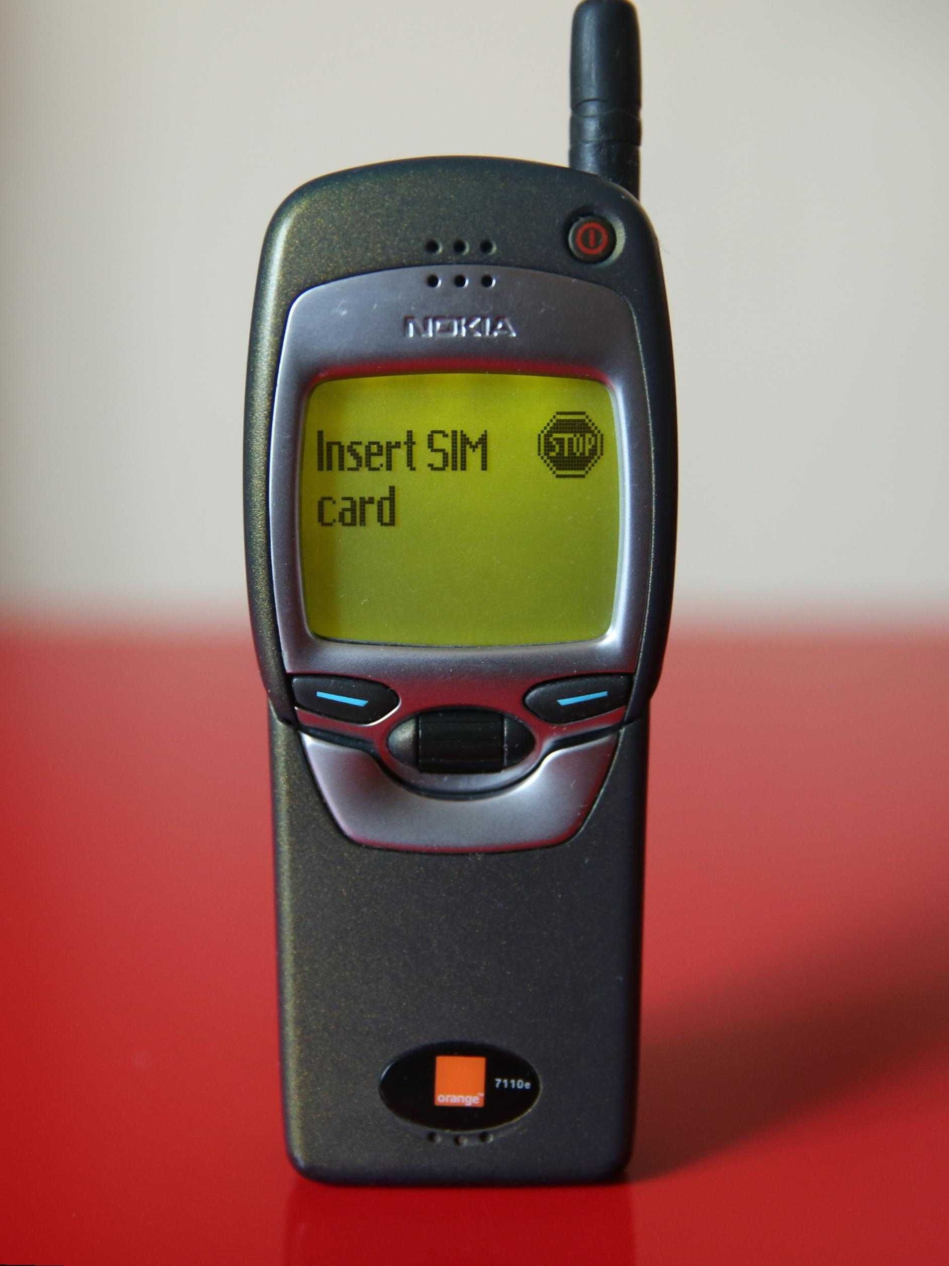 Nokia 7110 в отличном косметическом и рабочем состоянии. Раритет