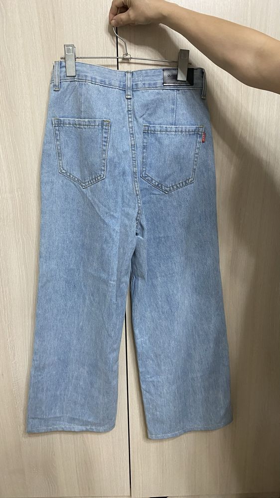 Продам новые джинсы