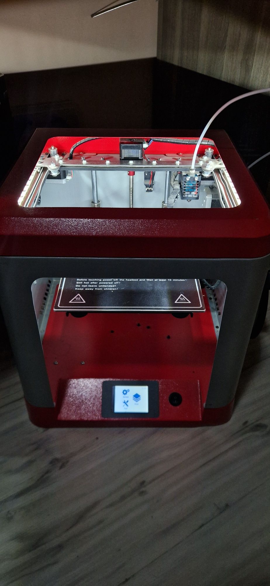 Продаю 3d принтер SD2000
