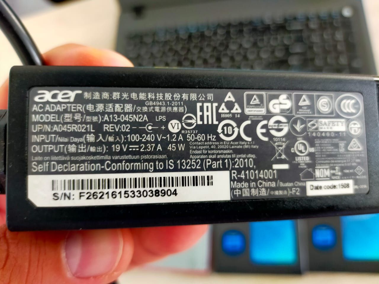 Продам модернизированный ноутбук Acer  E5-532-C59T