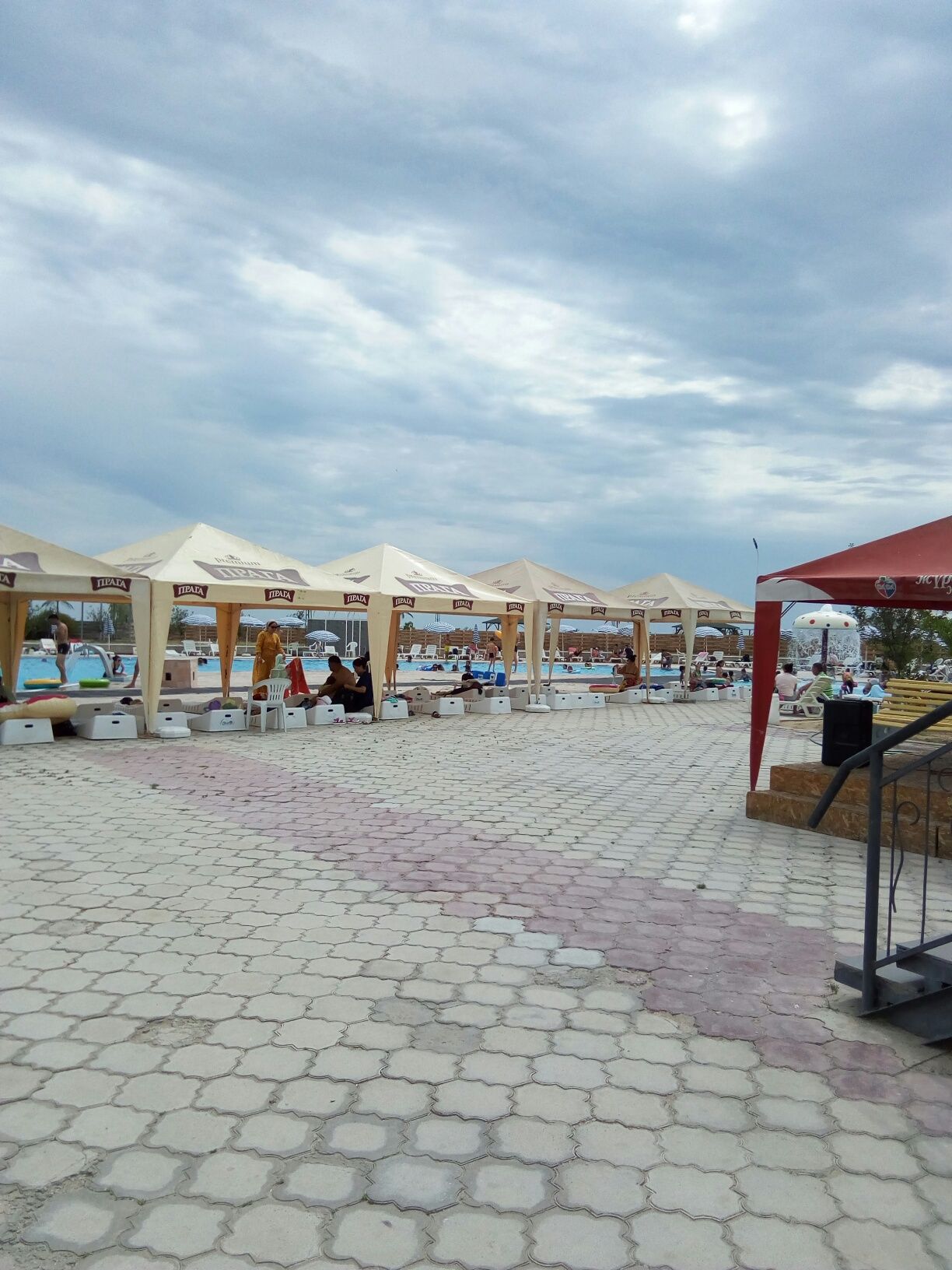 Сутки5000тг(24часа),12ч-3500тг,6ч-3000тг,3ч-2000тг.1час 1000т,ночь4000