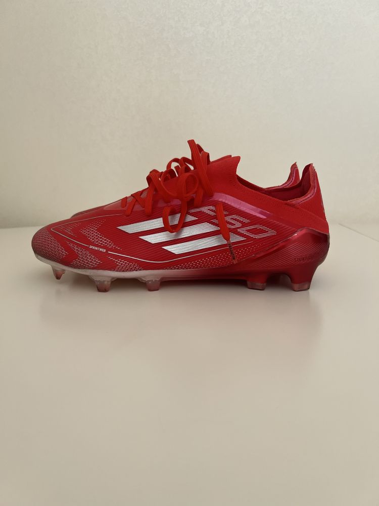 Продам бутсы Adidas F50