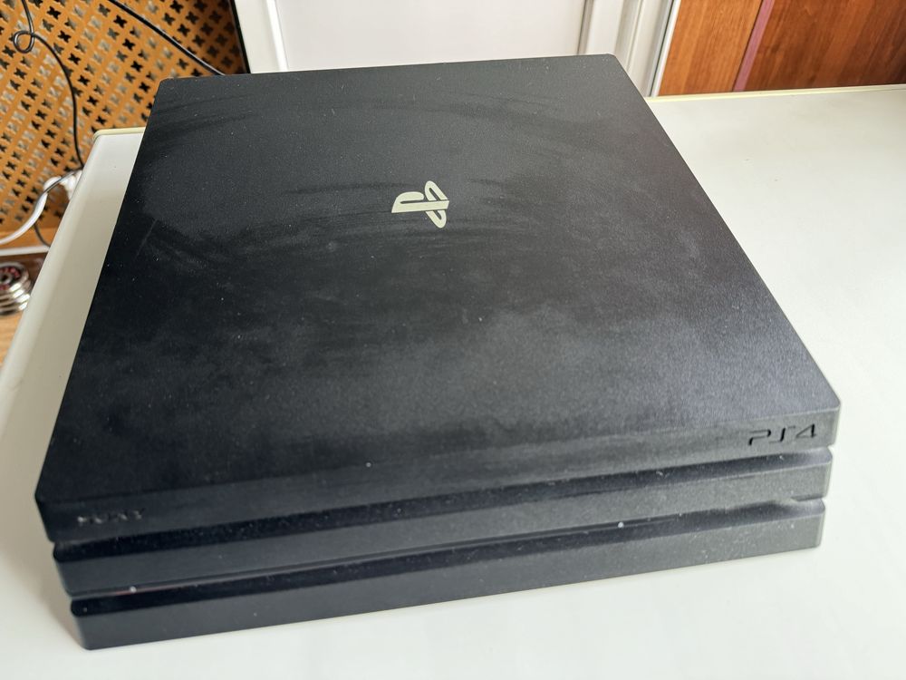 Playstation4 pro, на 861 гб