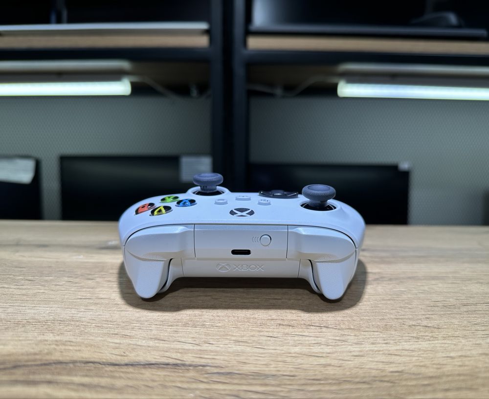Игровая приставка XBOX Series S, 512 GB SSD, 1 джойстик, 10086/А10