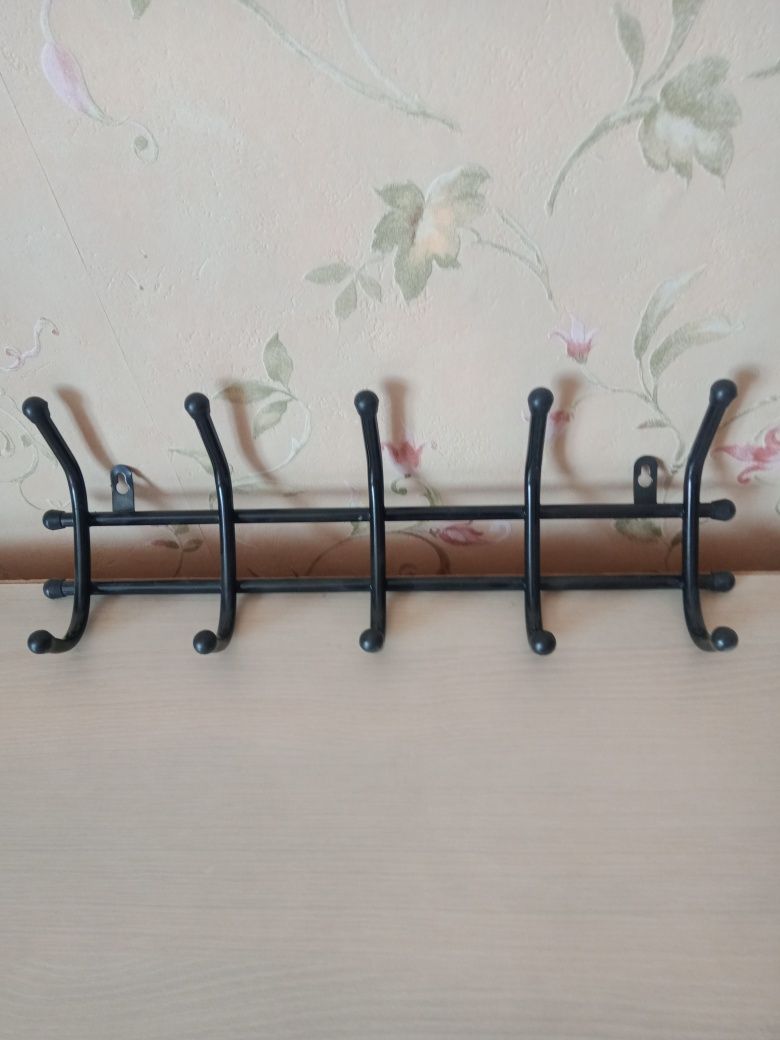 Продам вешалку фирмы Зета