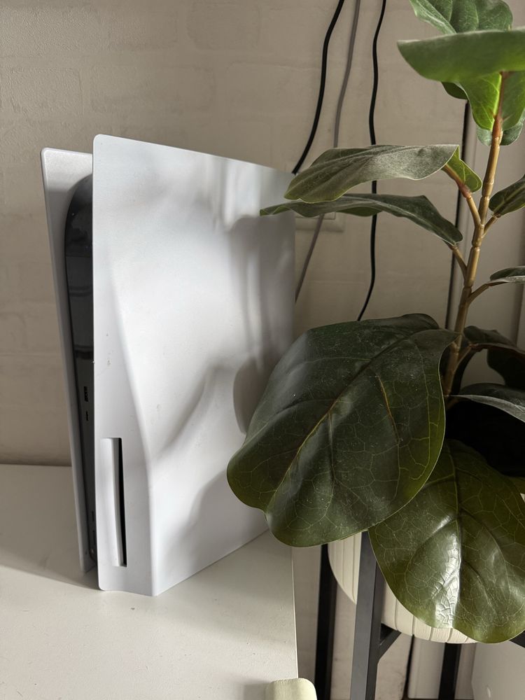 Playstation 5 идеальное состояние