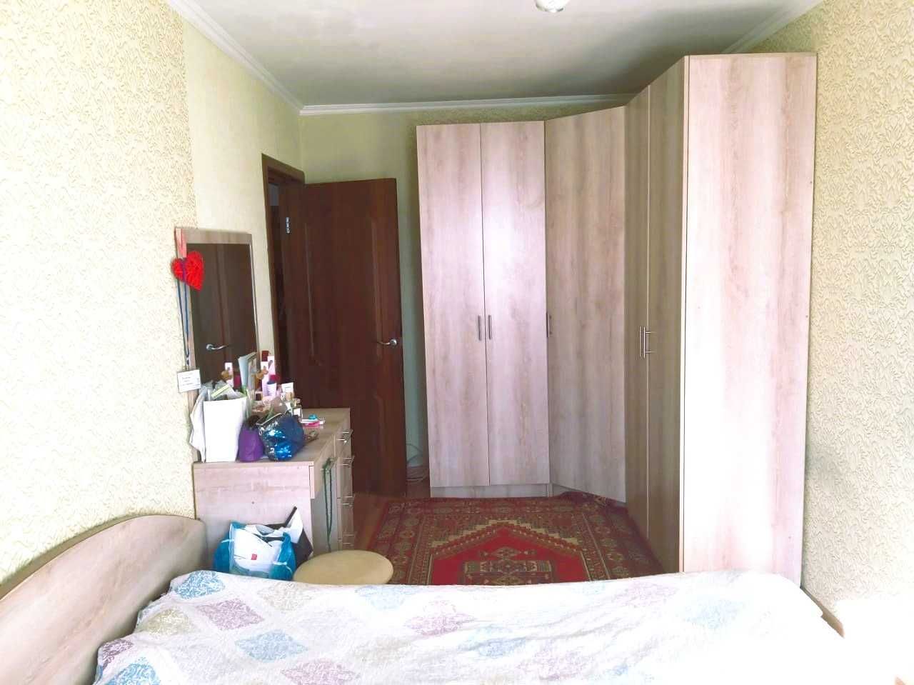 Продам 4-комнатную квартиру 1-квартал Майкудук 2-этаж.
