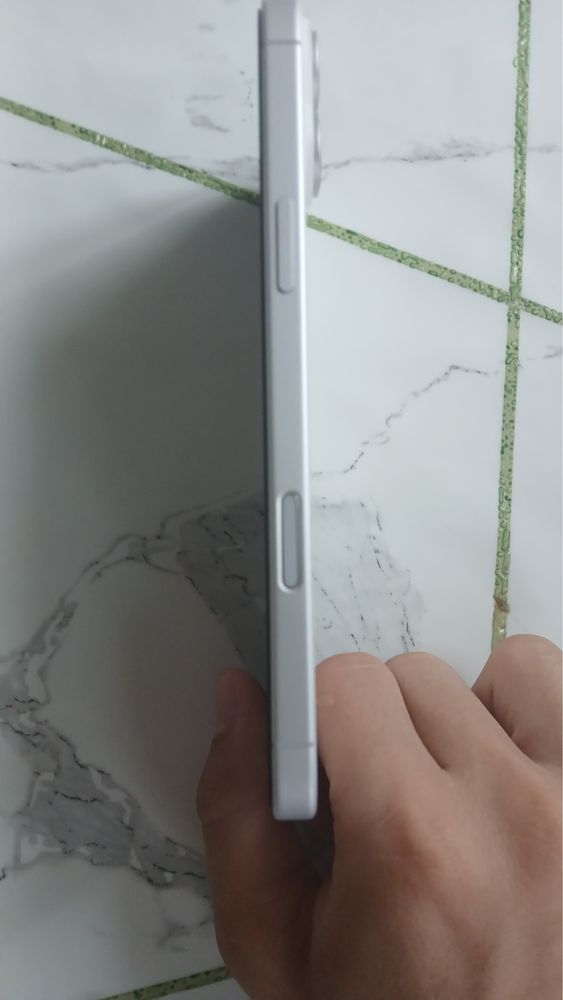 iPhone 16+ [iPhone 16 plus]