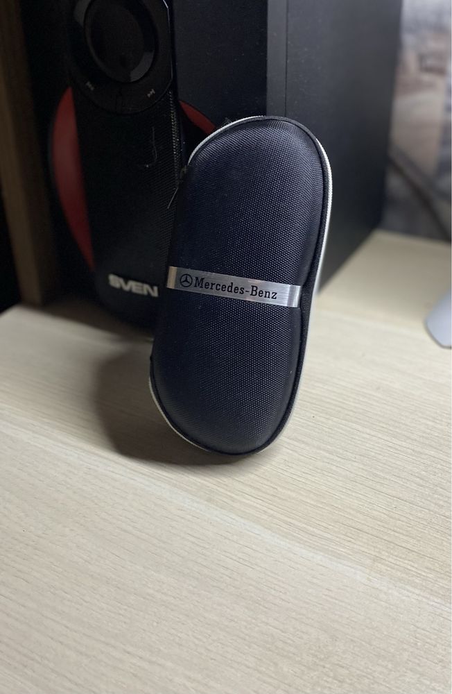 Очки Mersedes benz