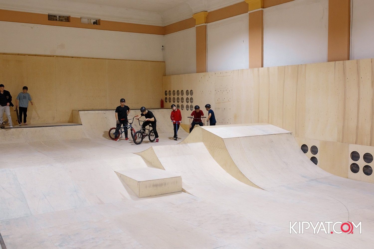 Каркасный скейт парк для скейтборда, роликов, самоката, bmx велосипеда