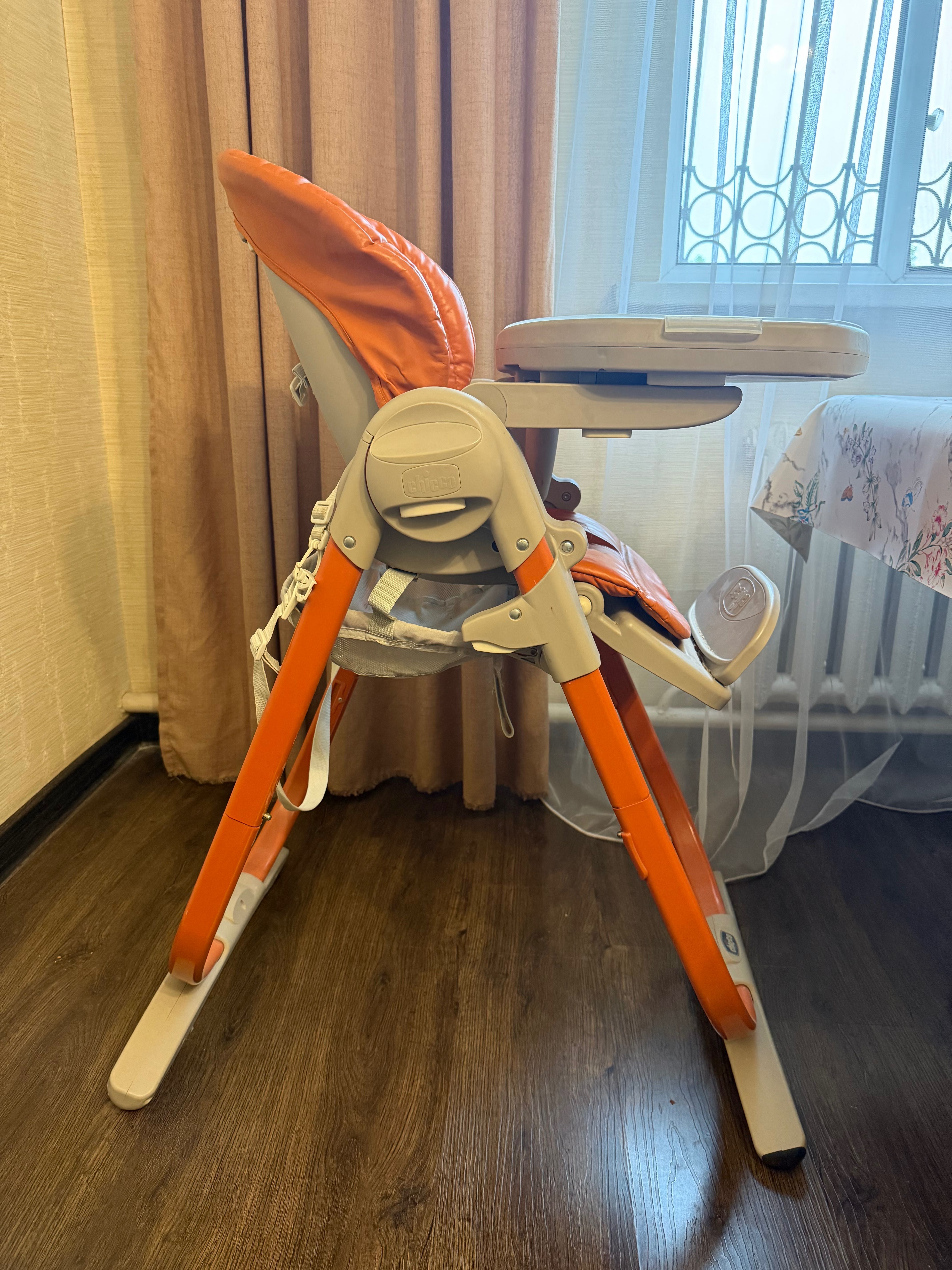 Стульчик для кормления Chicco