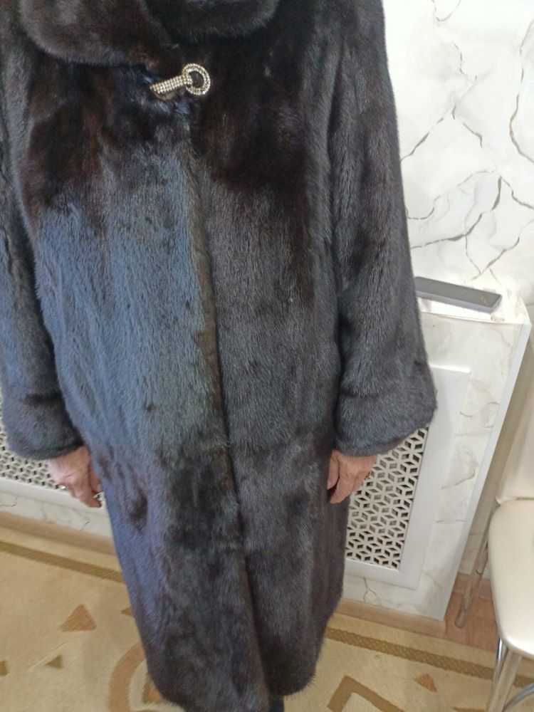 Продам Шубу Норковую