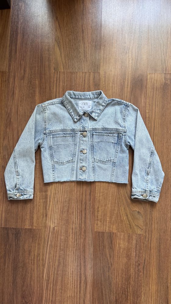 Джинсовка ветровка ZARA на 8-9 лет рост 130 см, куртка