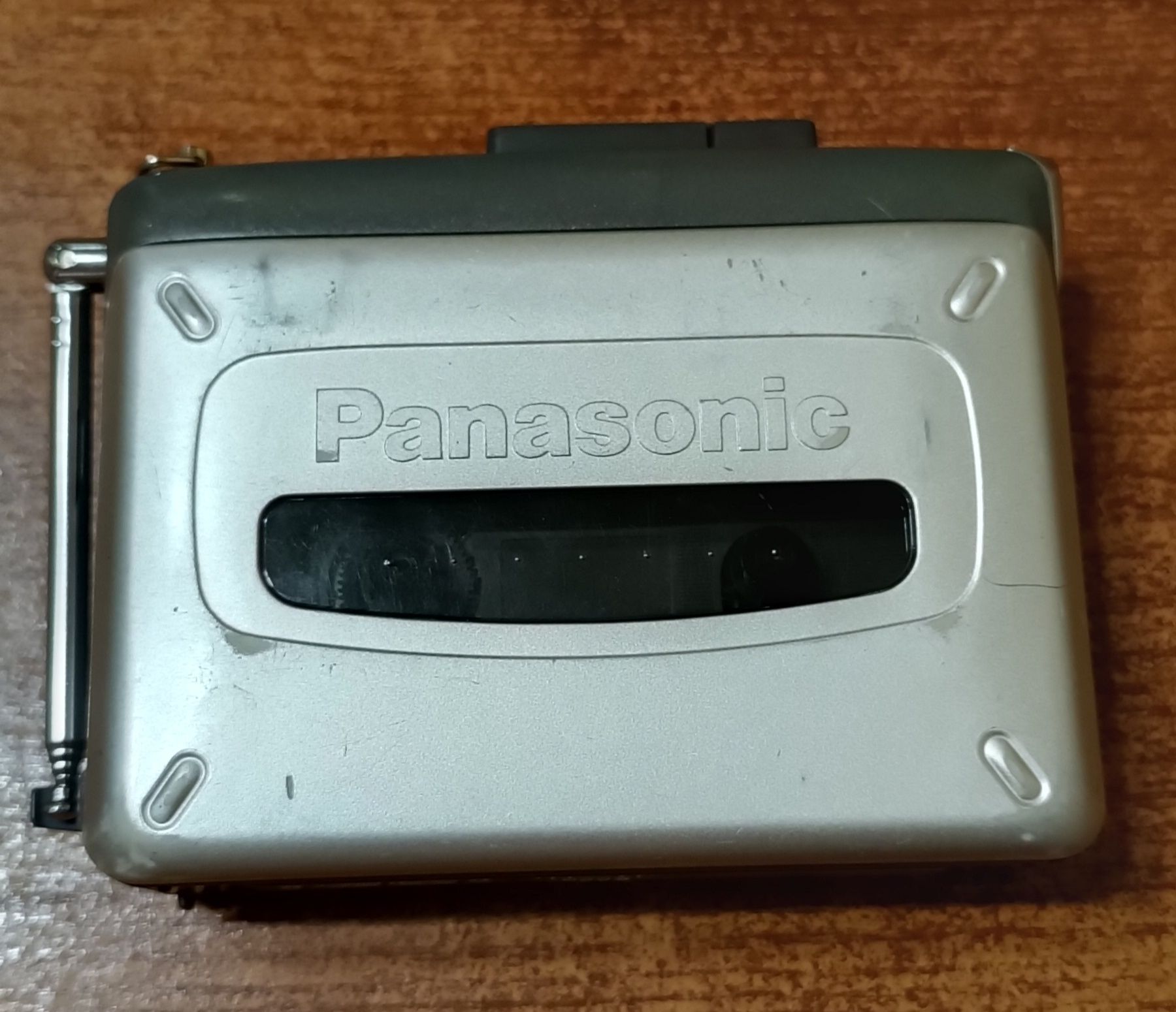 Редкий кассетный плеер с радио Panasonic RQ A300