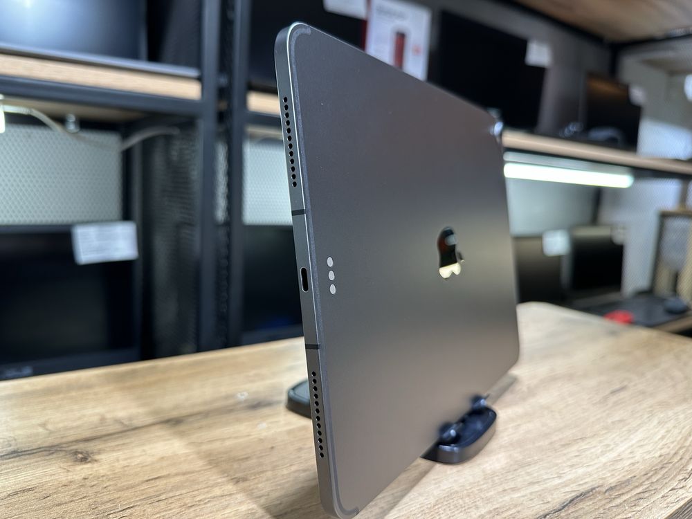 iPad Air 5 Generation, 256 GB, Wi-Fi+Cellular, АКБ100%, 9848/А10