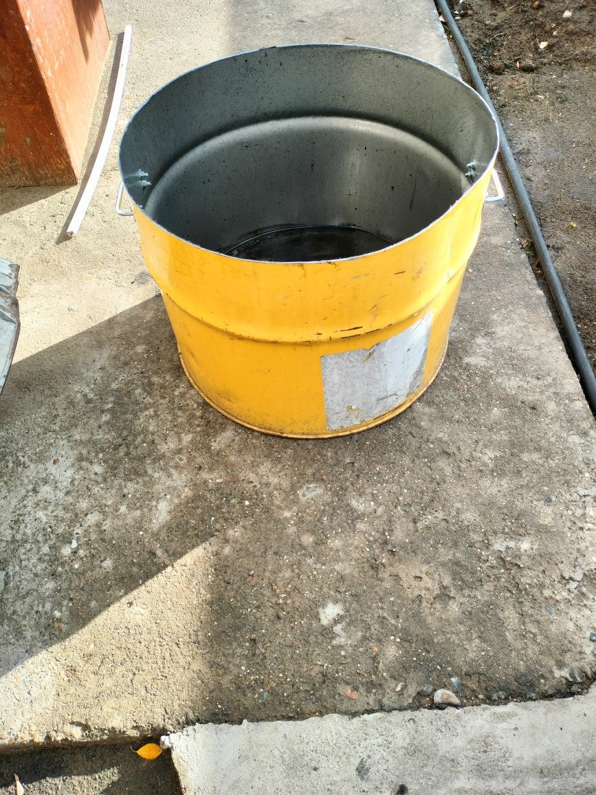 Бак для мусора. Продам