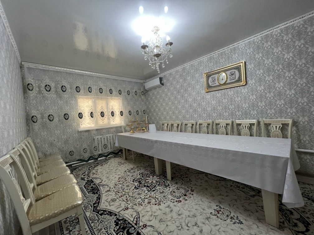 Үлкен үй, 10 соттық жерімен сатылады.