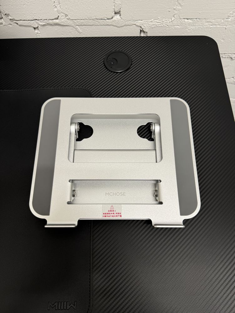 Подставка под Macbook