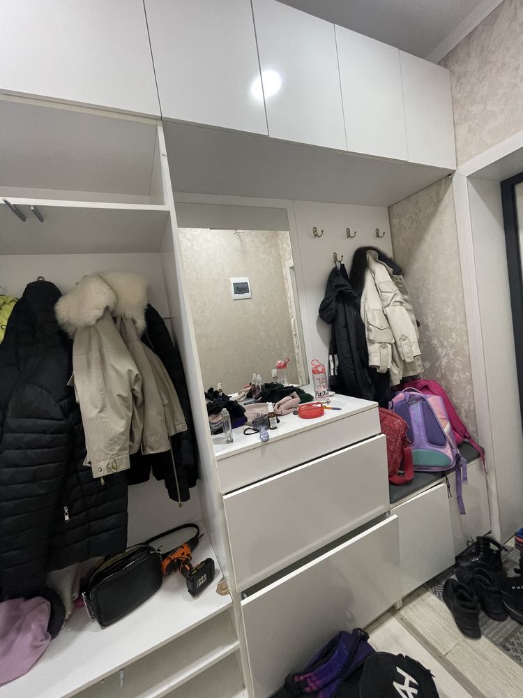 Продам прихожую в отличном состоянии недорого