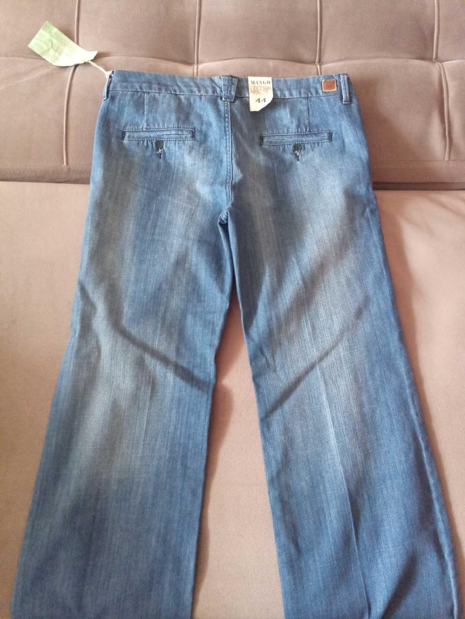 Новые джинсы фирмы Манго, широкие трубы на средней посадке, разм 48-50
