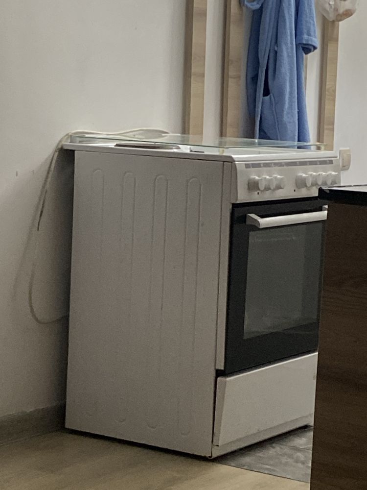 Газ плита в хорошем состояни