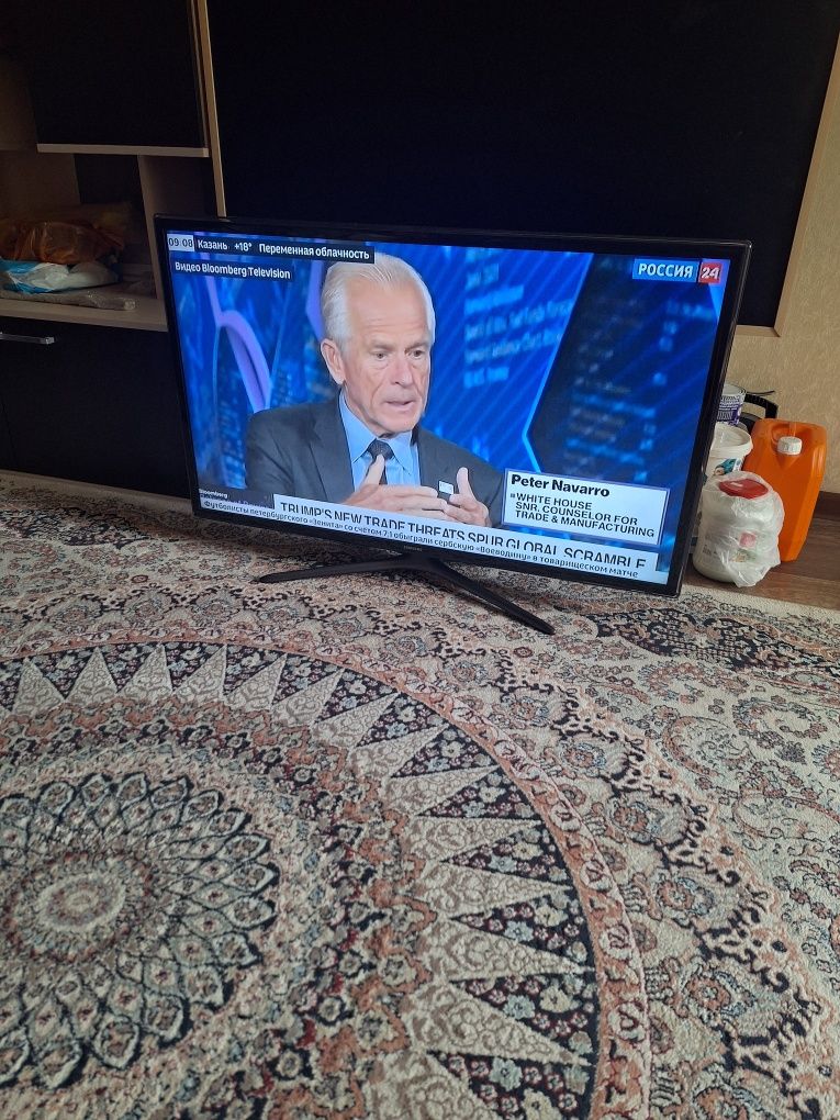 Samsung Smart TV Wi-Fi Bluetooth YouTube Netflix