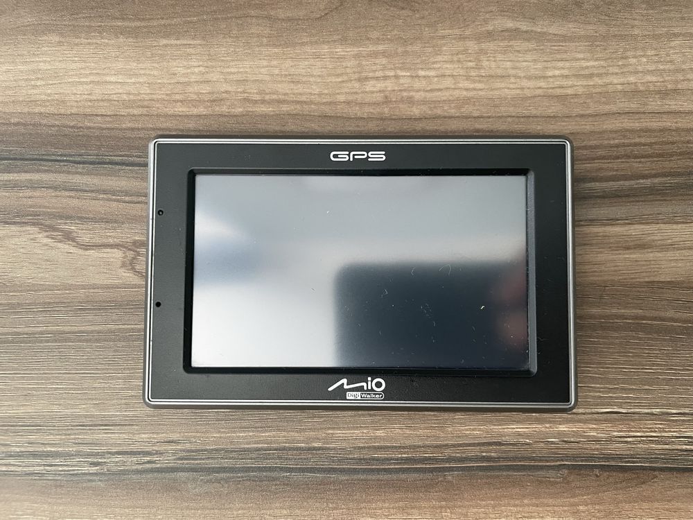 Продаю GPS-навигатор Mio DigiWalker C620