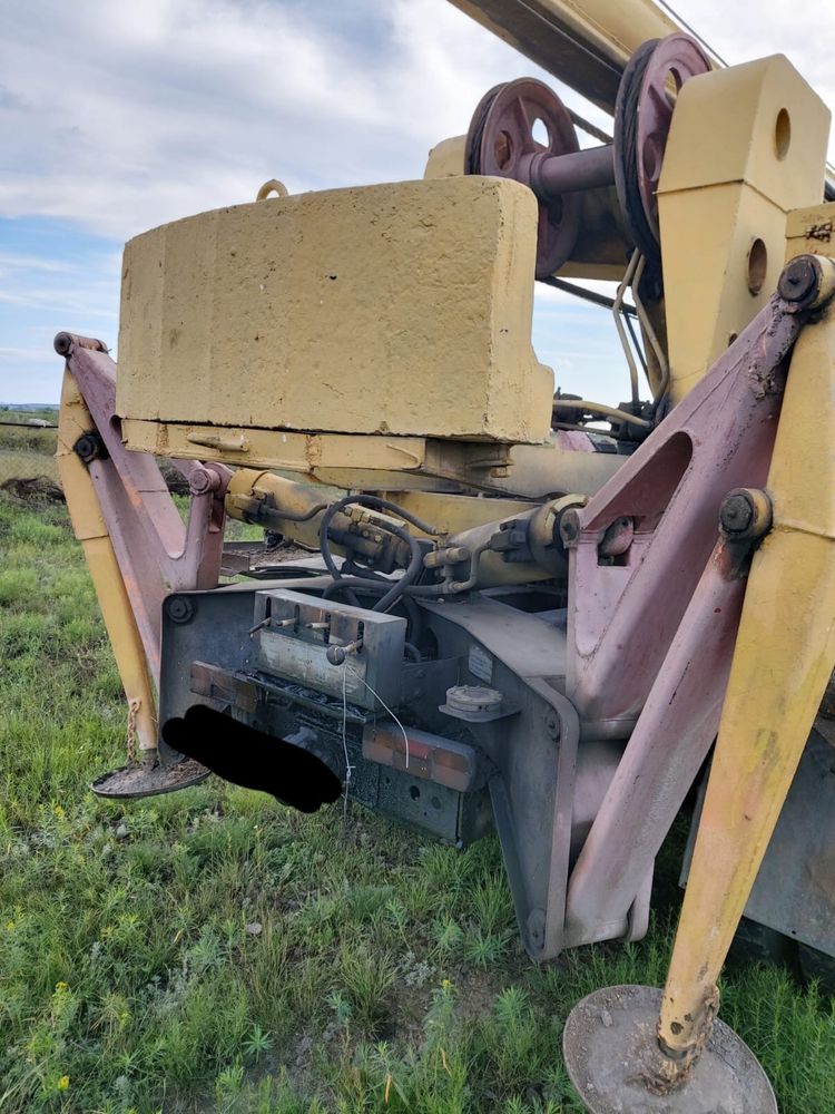 Продам автовышку АГП 22 на базе ЗИЛ