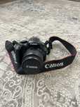 Canon EOS 1100D в идеальном состоянии