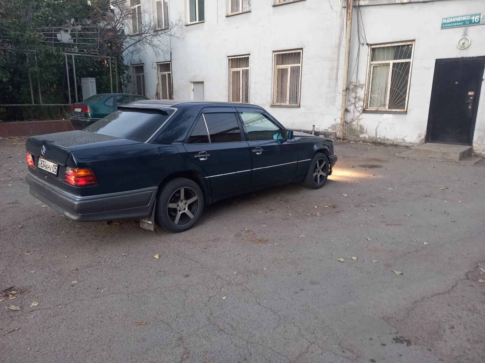 Леговая автомашина