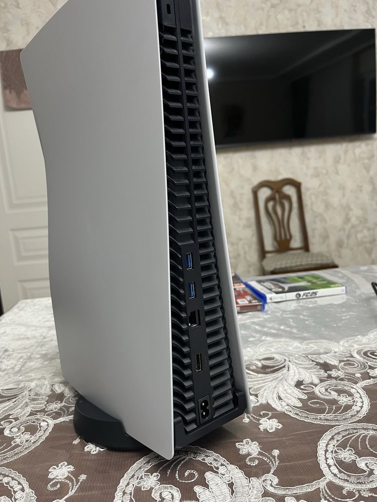 Продаю Playstation 5