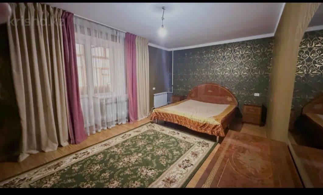 Продам 3х ком. квартиру.  В районе Құс Жолы,