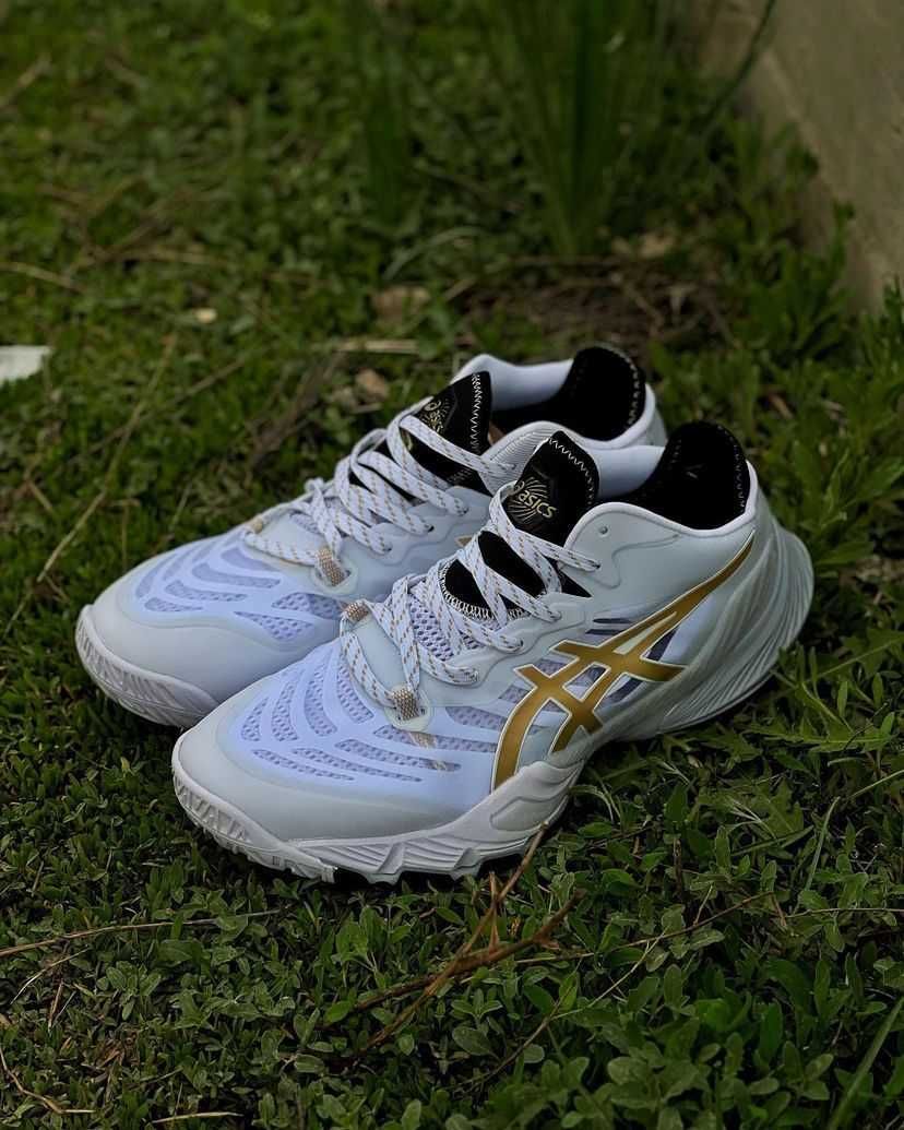 Кроссовки волейбольные ASICS METARISE 36000