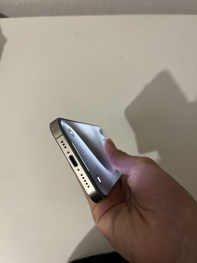 Iphone 15 pro 256