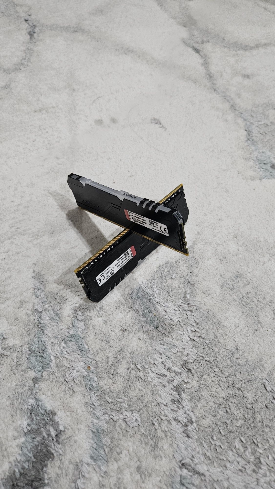 Оперативная память ddr4 16гб 8x2 2400mhz озу