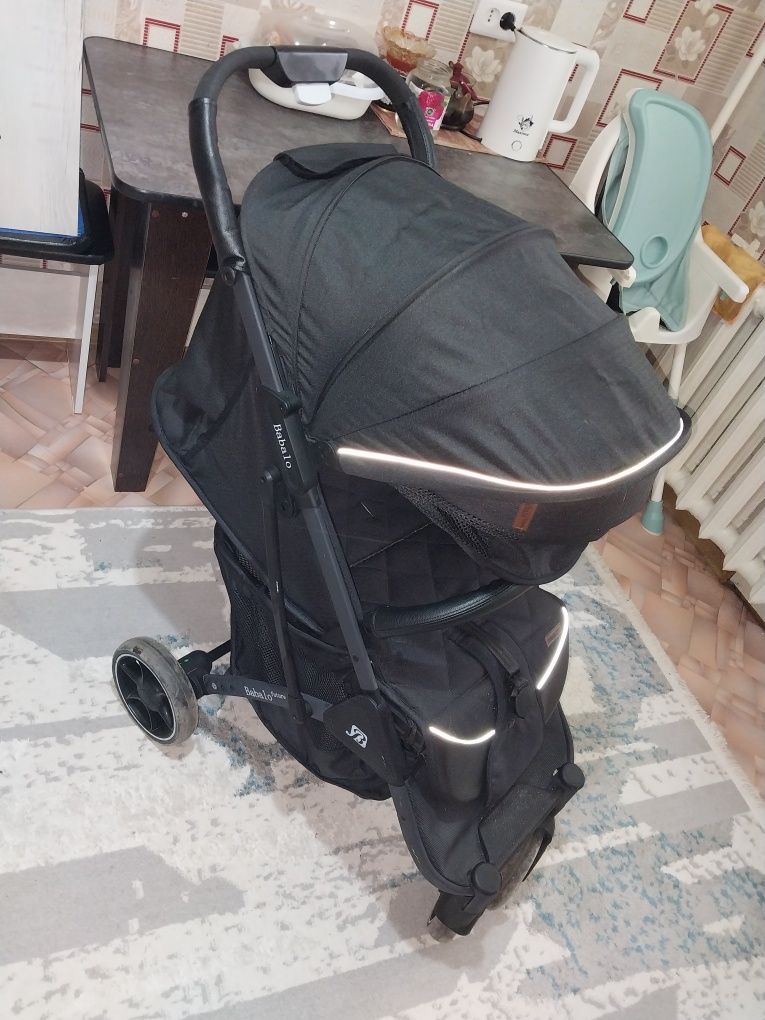 Продам детскую коляску