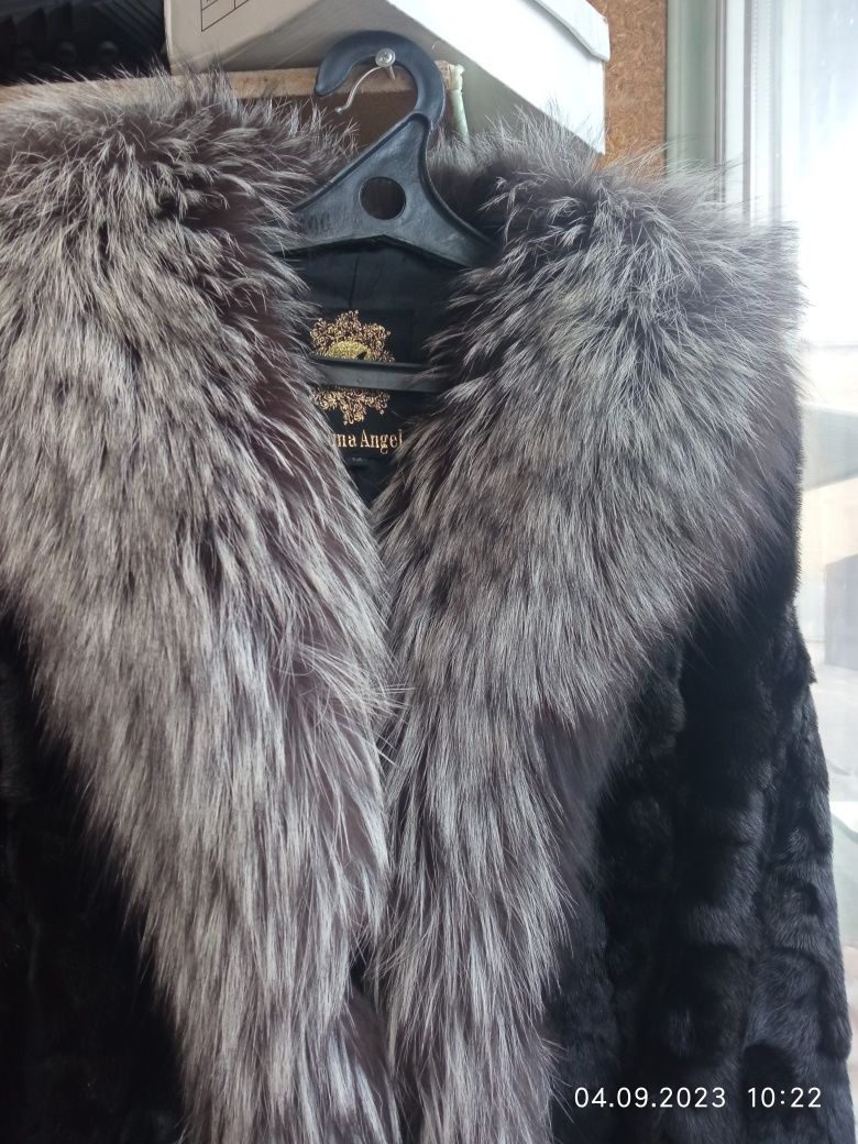 Продам шубу норковую