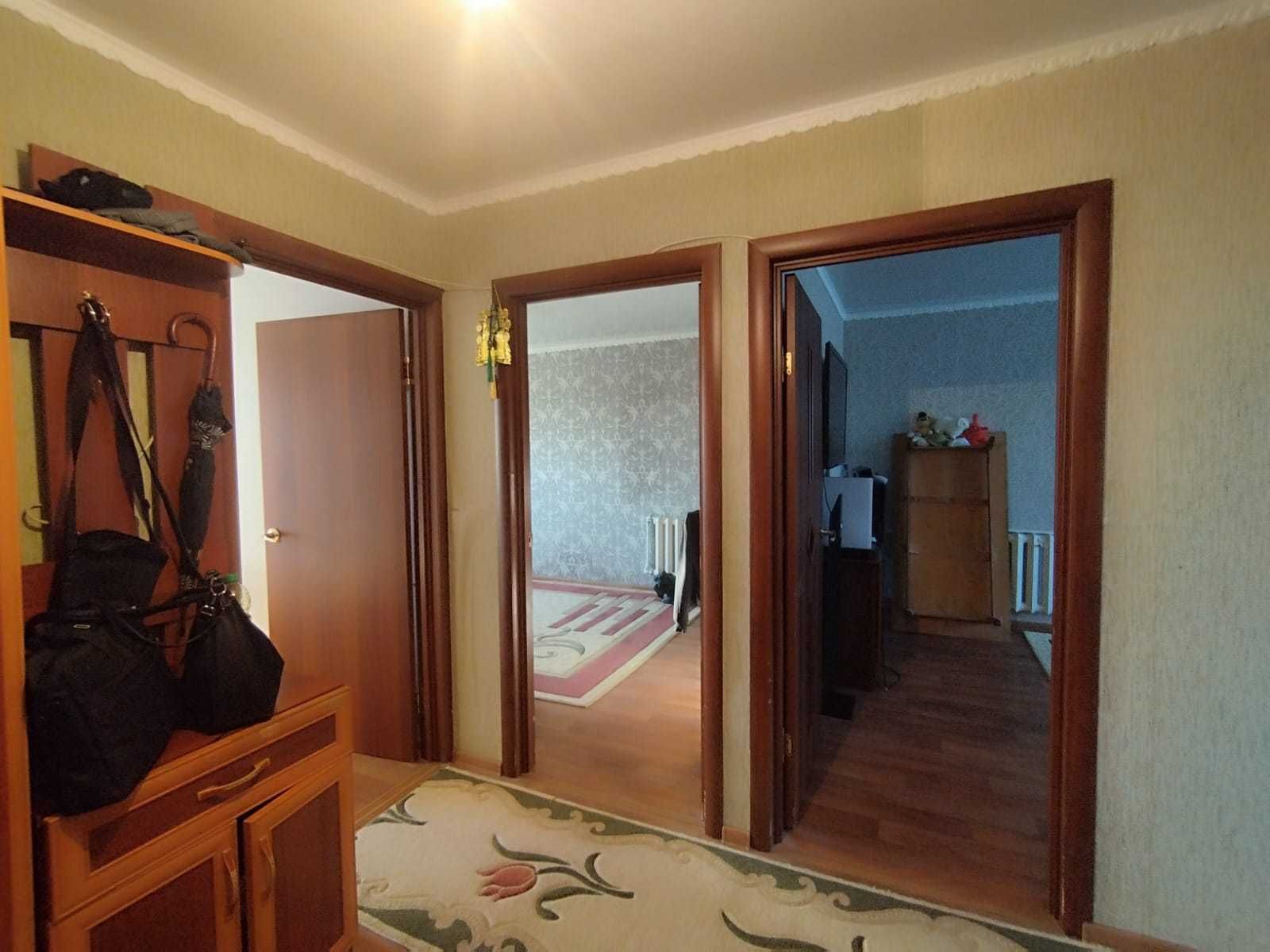 В продаже 3 комнатная квартира, 6 м-он, комнаты раздельные