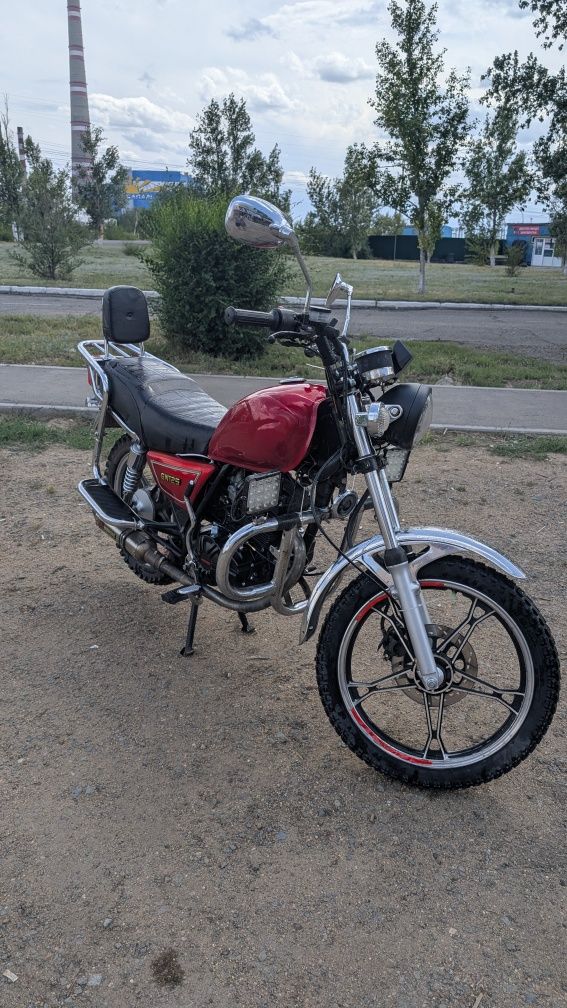 Мотоцикл 200 кубов